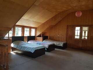 Лоджи SvanLand Местиа Спальное место на двухъярусной кровати в общем номере для мужчин и женщин-6