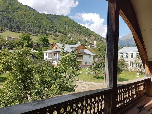 Лоджи SvanLand Местиа-8